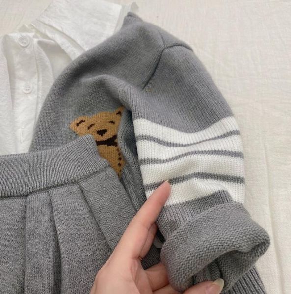 Детский костюм для девочки Chummy 104 см серый 90076829 фото